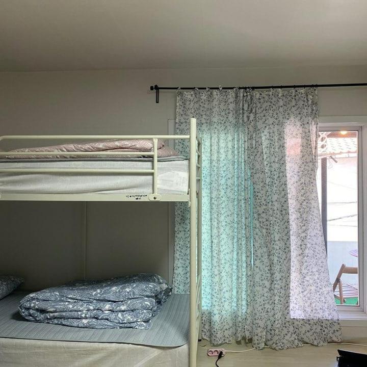 Jinho'S Guest House Seoul Room photo