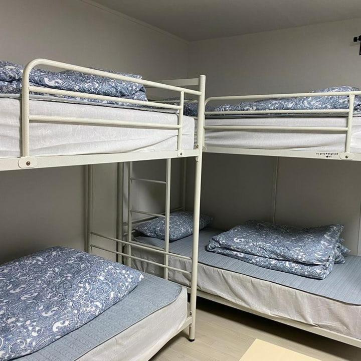 Jinho'S Guest House Seoul Room photo